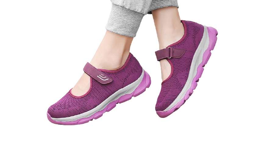 Image 6: Women's Ultra-Light Trainers