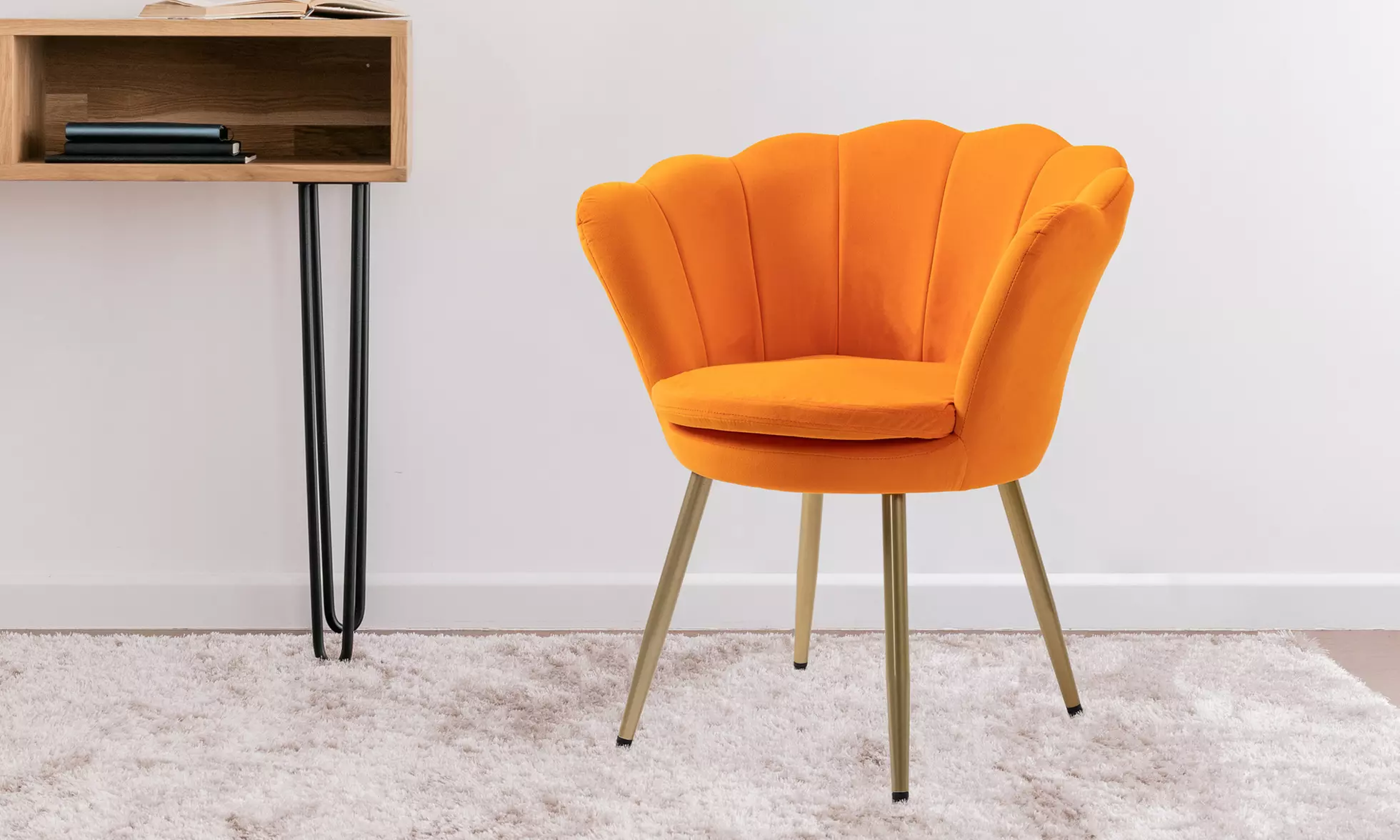 Poltrona in velluto a conchiglia