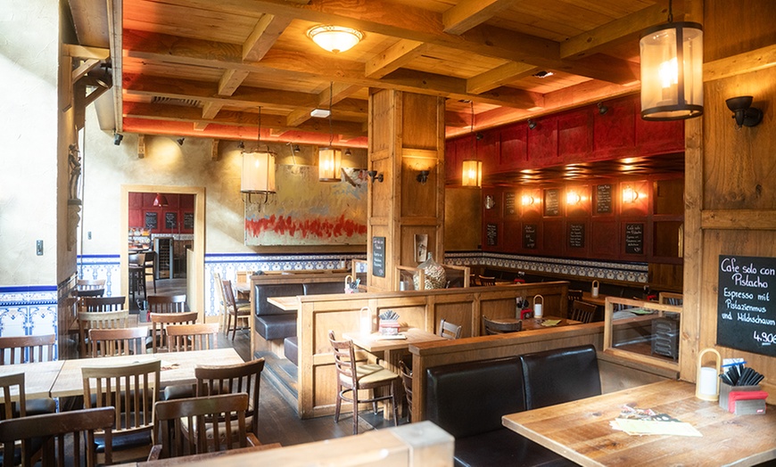 Image 9: Grillteller Royal & Dessert nach Wahl im Steak Royal für 2-4 Personen