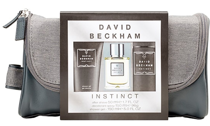 Image 1: David Beckham Wash Bag Gift Set