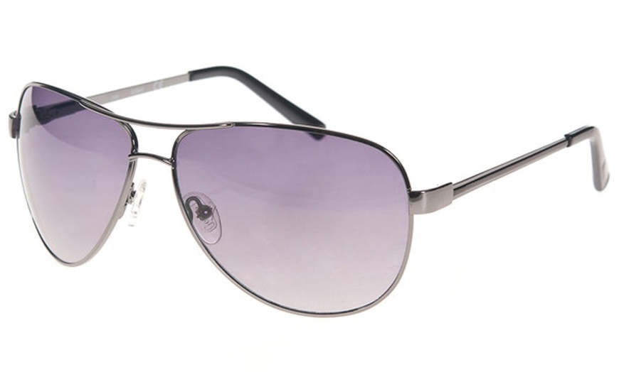 Image 19: Guess Unisex Sunglasses