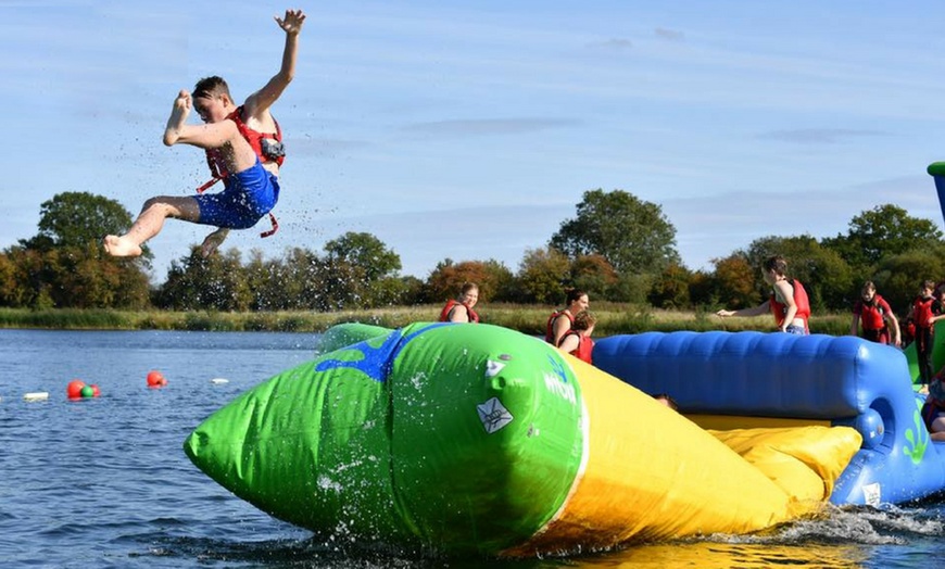 Image 2: Aqua Park and Beach Entry