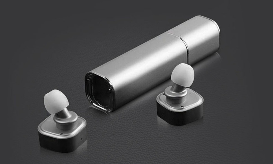 Image 6: Two-in-One Bluetooth Earbuds
