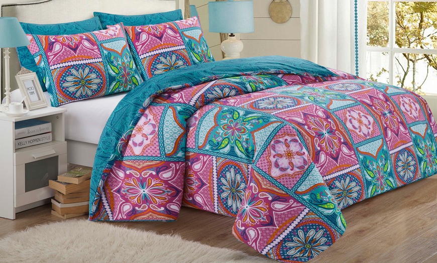 Image 7: Reduced to Clear Duvet Cover Set
