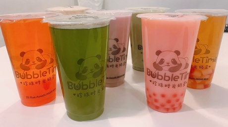 Grands thés aux fruits ou au lait avec gâteaux aux choix, option thés moyens dès 6,90 € au Bubble Time