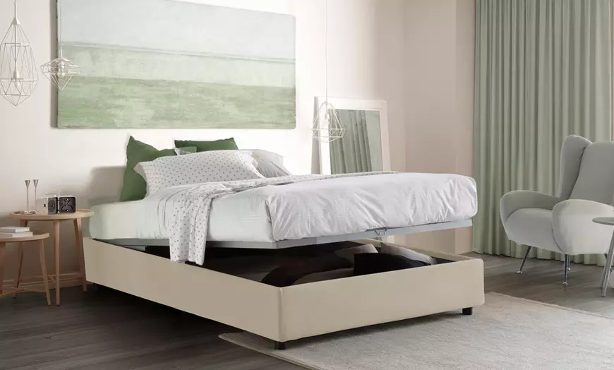 Image 8: Lit double "Silvia" avec matelas en option