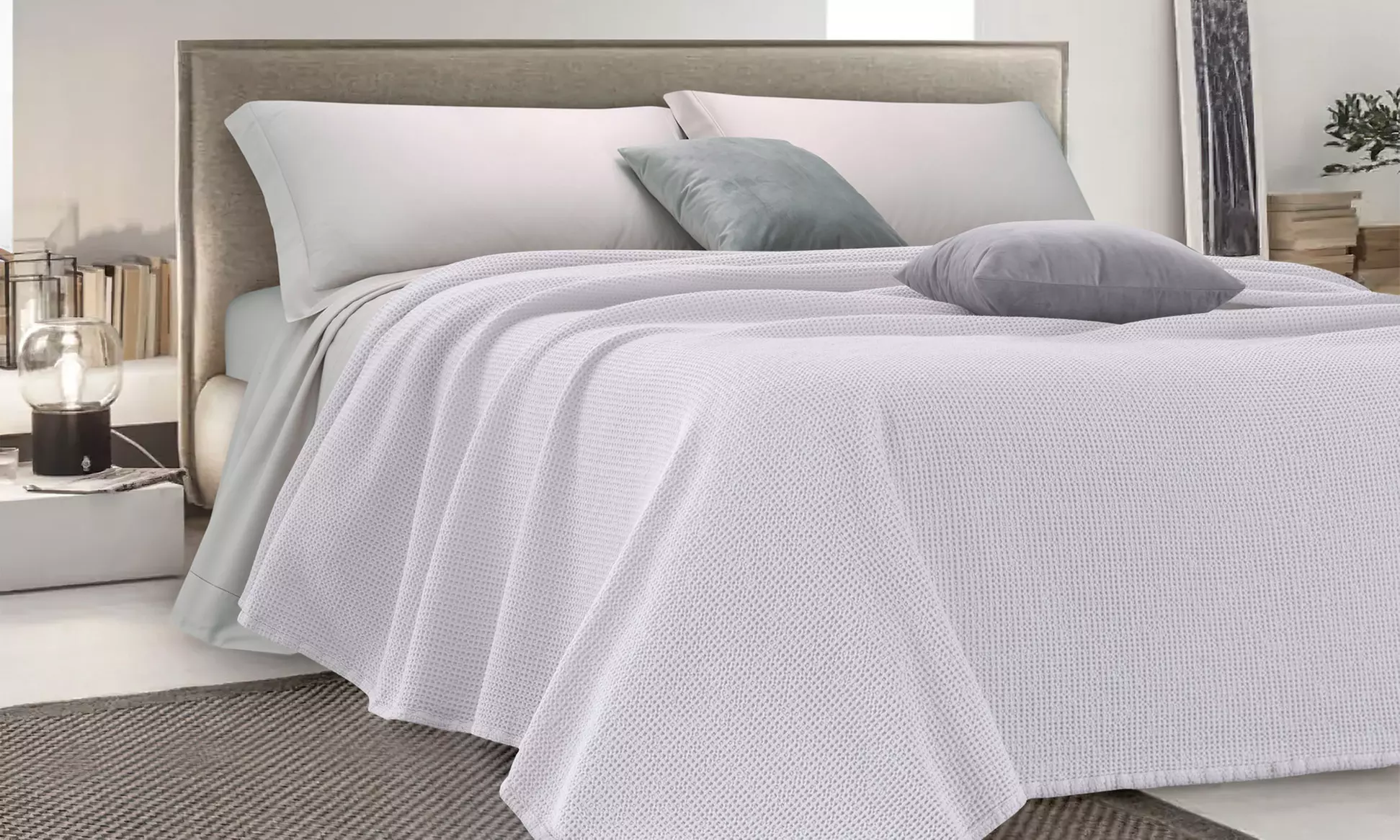 Tagesdecke mit Honigwaben