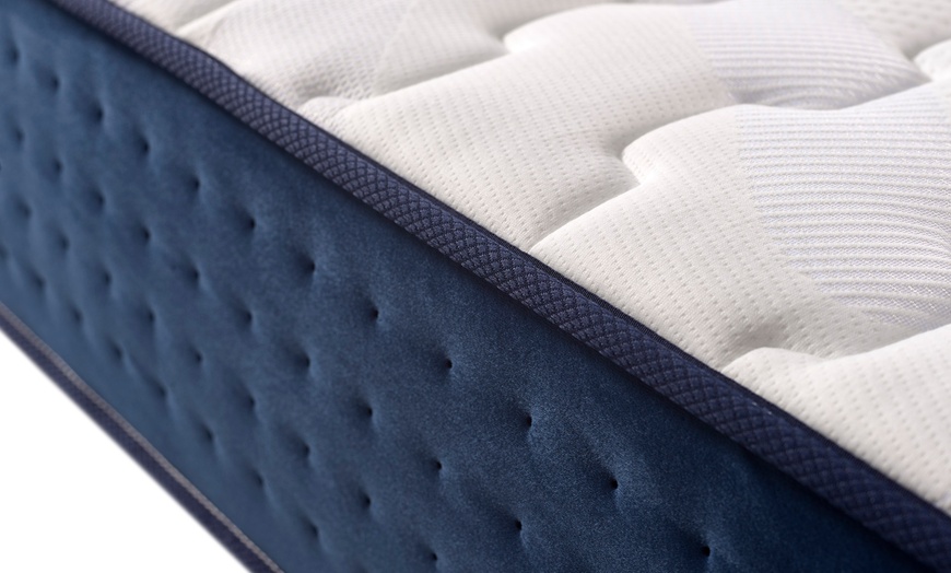 Image 3: Luxury Pro-Nature TODOTHERM Mattress – 30 cm Cloud Comfort