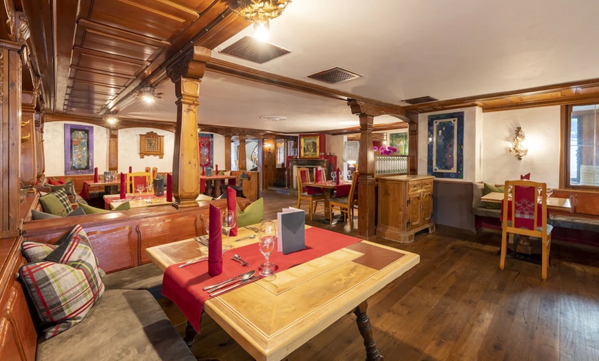 Image 8: Oberstaufen im Allgäu: Deluxe-Doppelzimmer inkl. 3/4 Pension & Spa