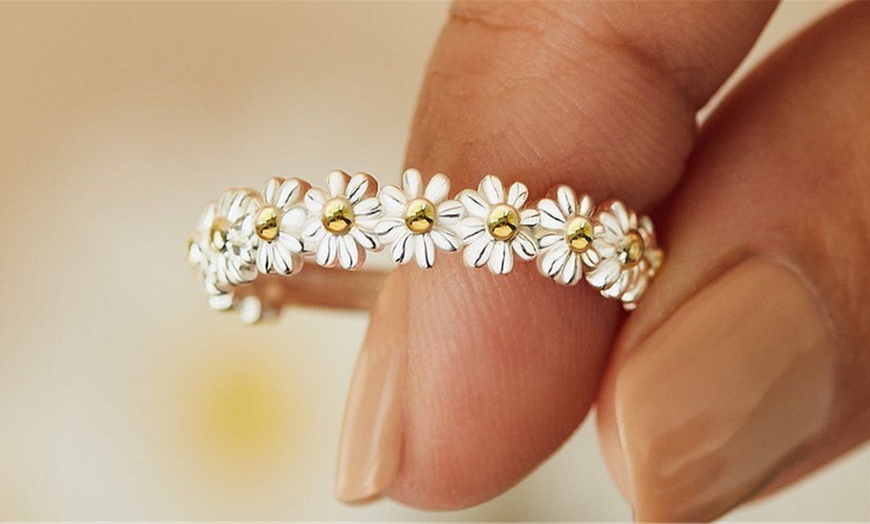 Image 4: I Think About You Every Daisy Ring with Card