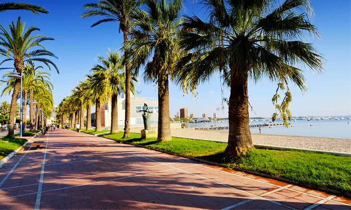 Santiago de la Ribera: habitación doble para 2 con desayuno y opción a media pensión o pensión completaen Hotel Trabuco - Primary Image