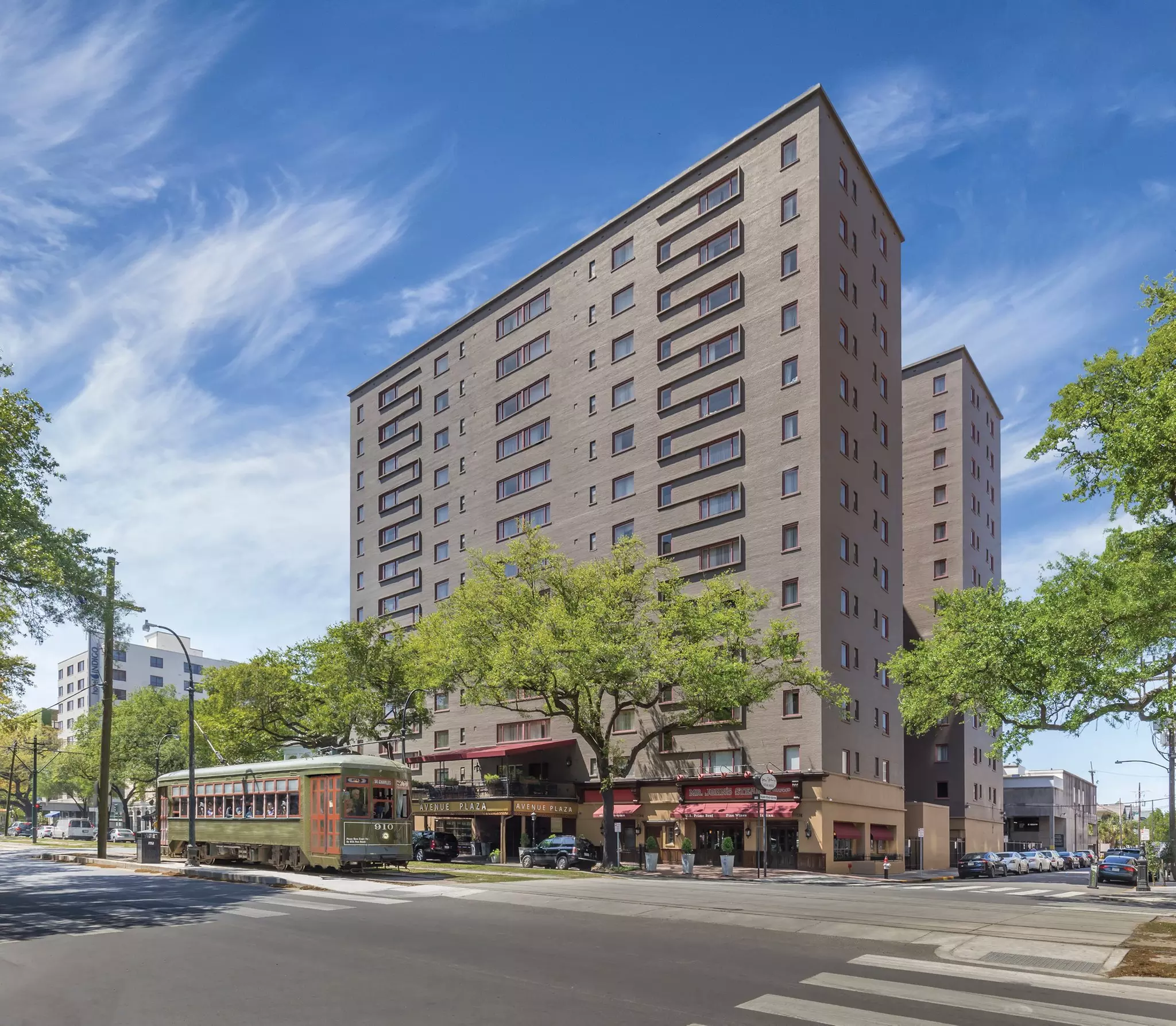 Experience a true New Orleans Hotel stay at Club Wyndham Avenue Plaza. Book Now & Come Enjoy NOLA! - Primary Image
