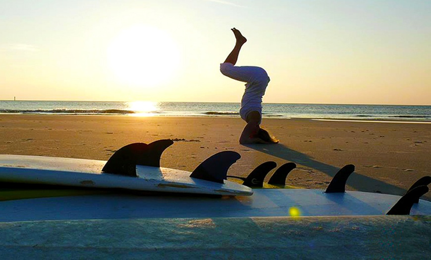 Image 5: Sylt: Yoga- oder Surf-Urlaub inkl. Lunch und Kursen