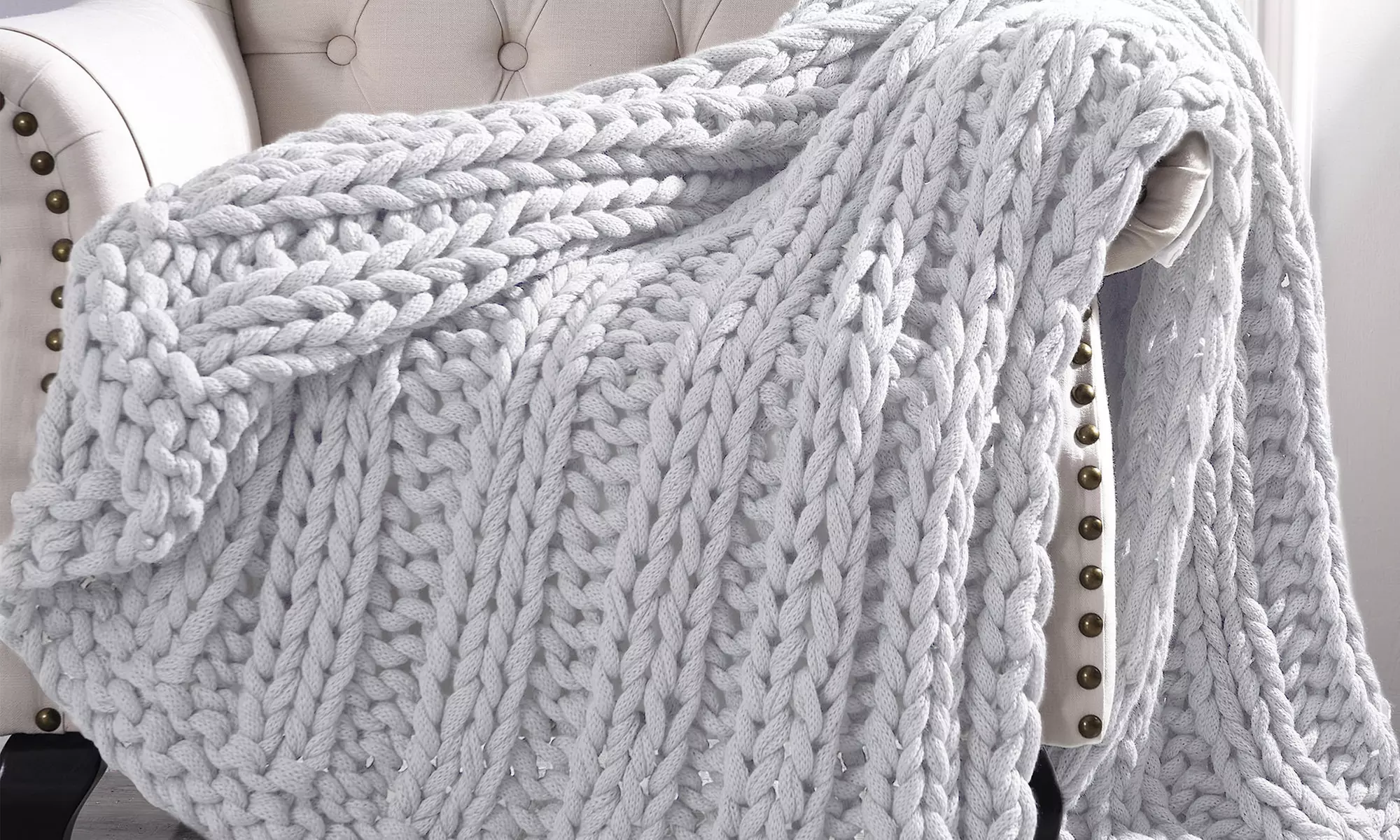 Cottage Lane Chunky Acrylic Knitted Throw Blanket - Primary Image