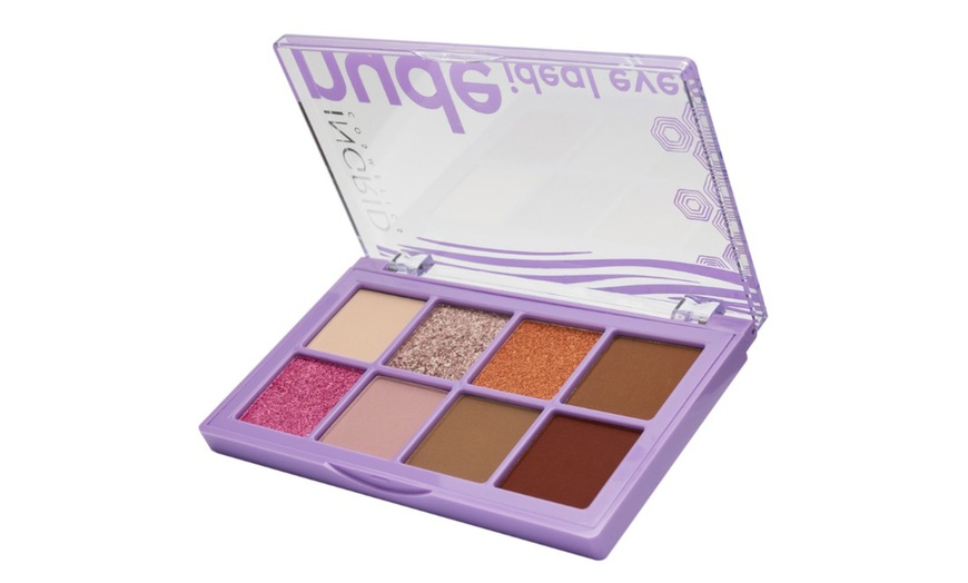 Image 9: Ingrid Cosmetics makeup essentials 