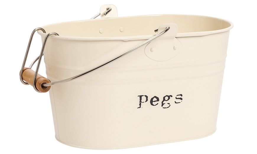 Image 4: Harbour Housewares Metal Clothes Peg Bucket