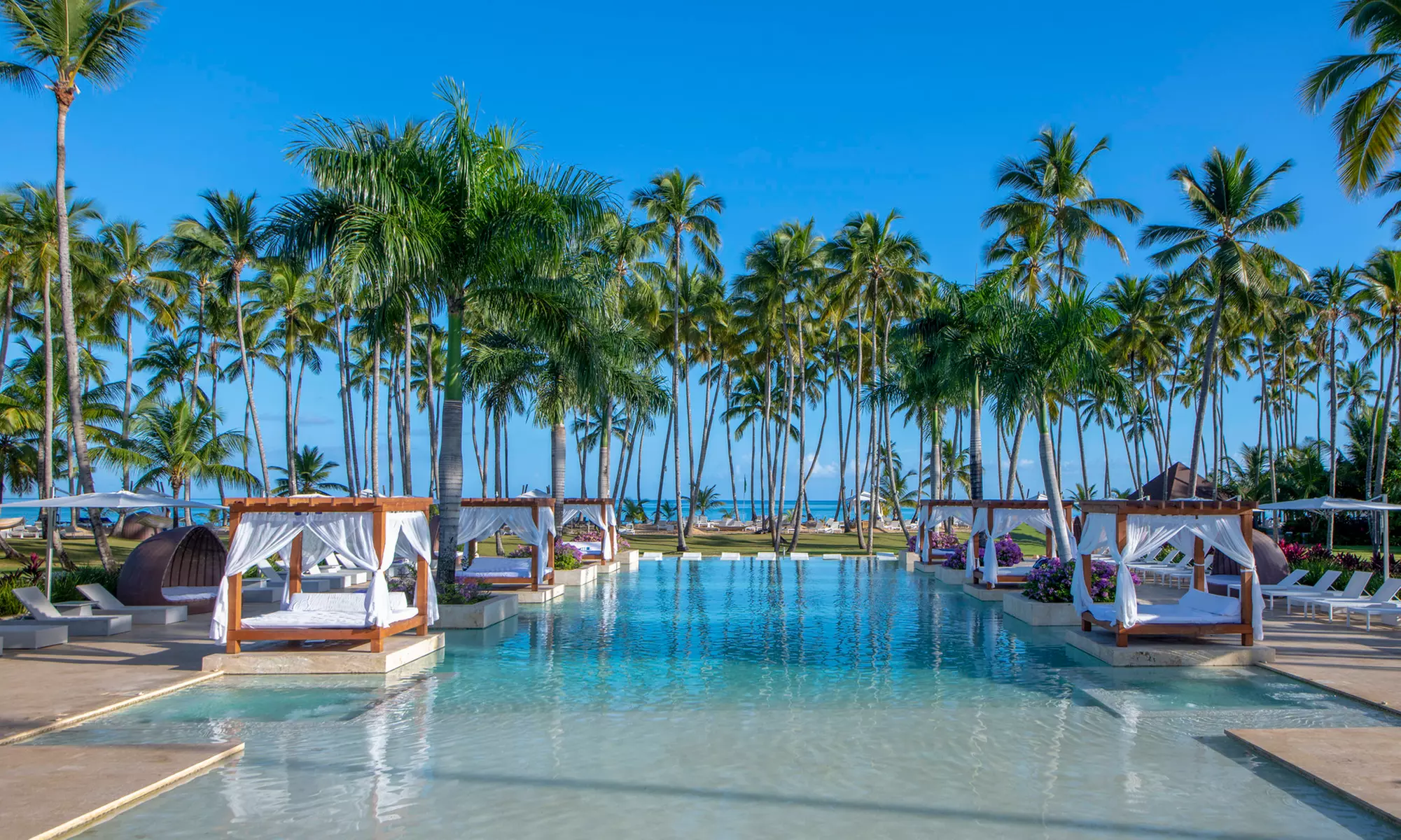 ✈ 3- or 5-Night All-Inclusive Viva Wyndham V Samana. Price is per Person, Based on Two Guests per Room. - Primary Image