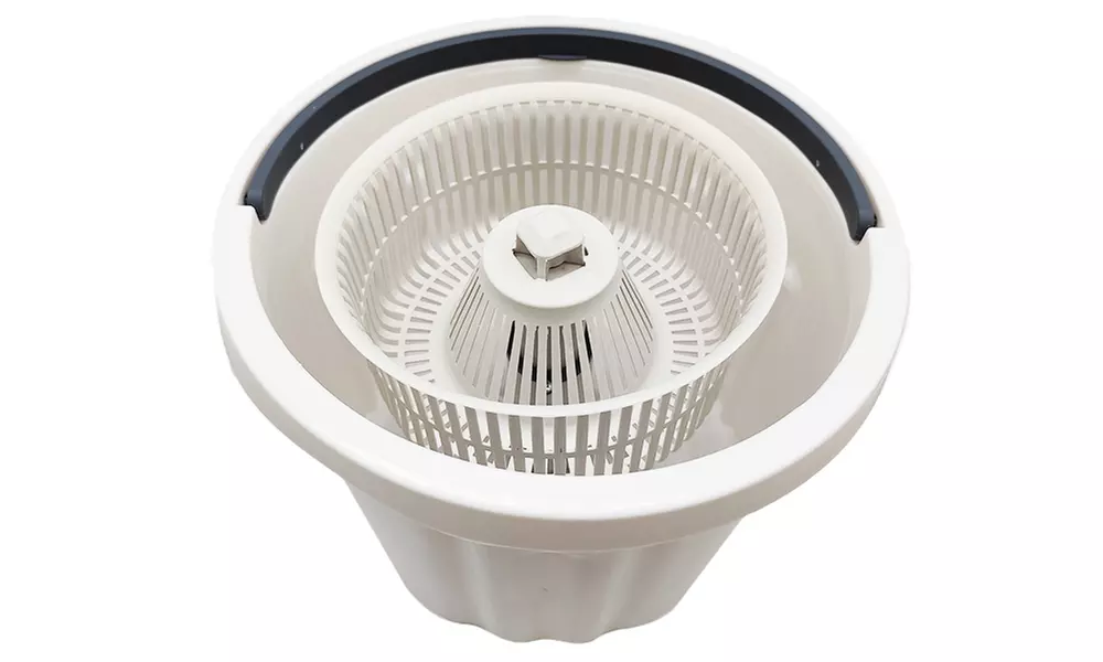 Rotierender Wischmopp mit Eimer