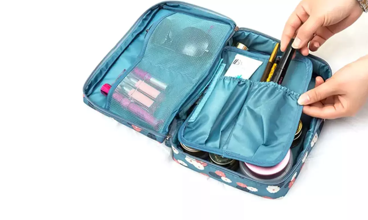 1 of 2 waterbestendige toilettassen