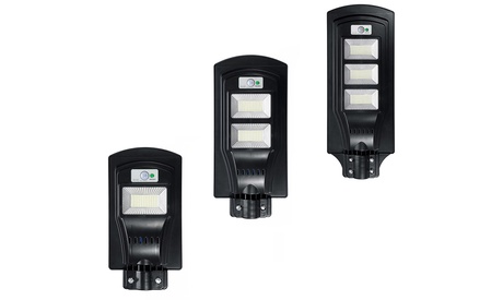 Lampione ad energia solare con telecomando, disponibile in 3 modelli