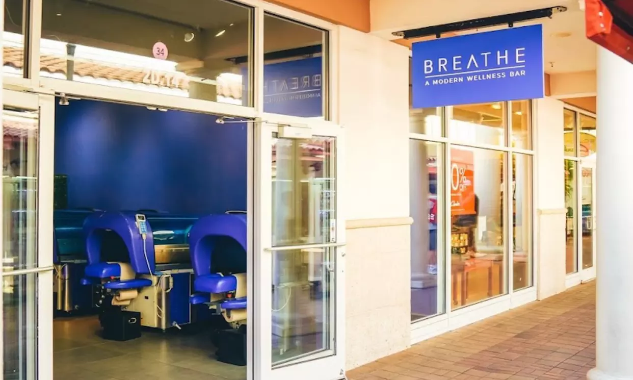 Oxygen Bar Session at Breathe Oxygen Bar & IV at International Outlets (Up to 35% Off) - Second Medium