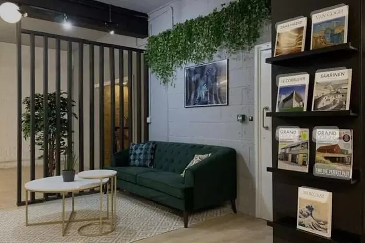 Up to 60% Off on Facial at Le Luxe London Beauty Clinic