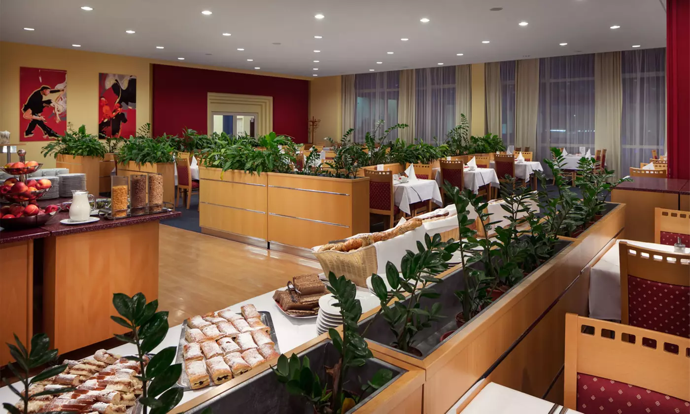 Karlsbad: Doppel- od. Zweibettzimmer mit Halbpension & Treatments