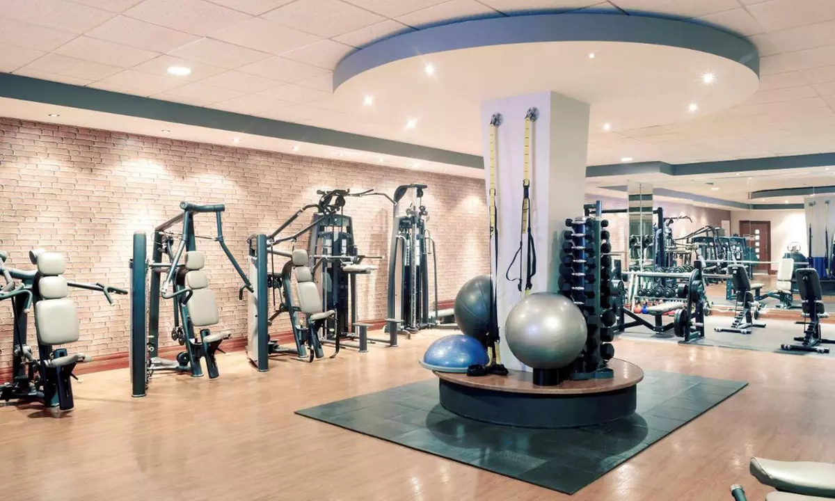 Cardiff: 4* Classic Double or Twin Room with Breakfast & Late CheckOut