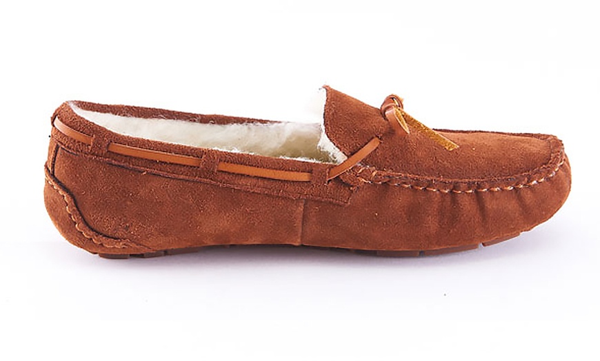 Image 18: Women's Suede Slippers