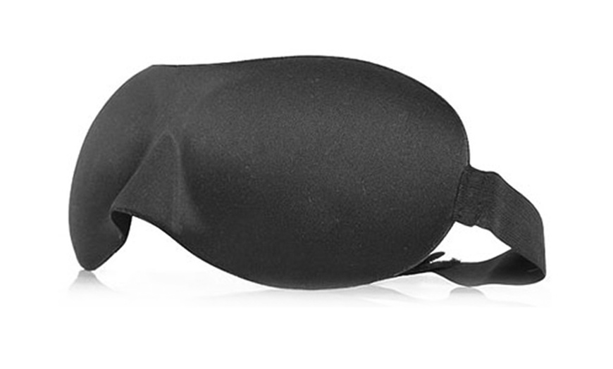 Image 7: 3D Blackout Sleep Mask and Ear Plug Set