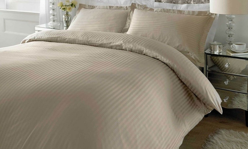 Image 6: Pure Cotton 300TC Hotel-Quality Bed Linen