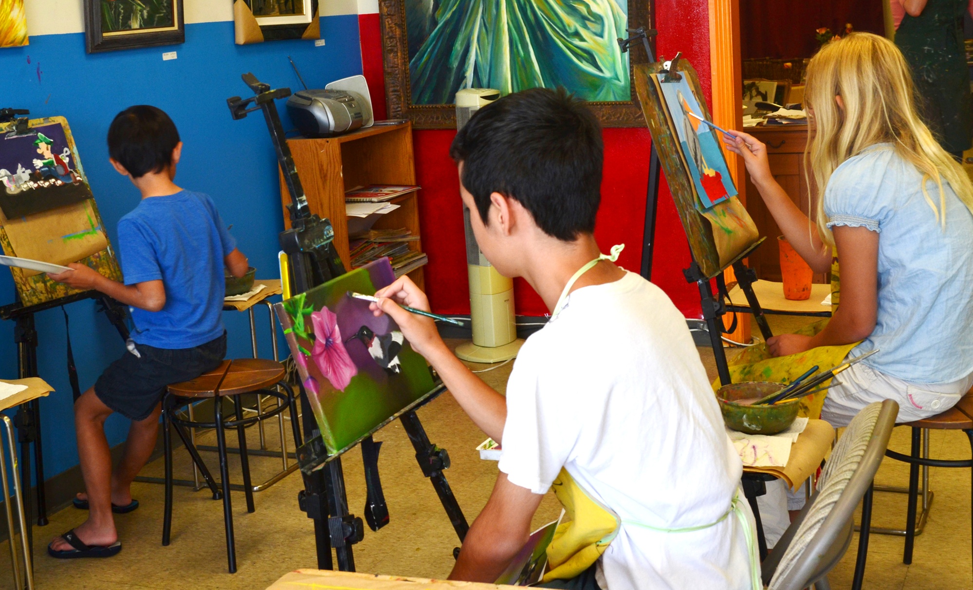 Try Drawing or Painting with Flexible Classes for All Ages