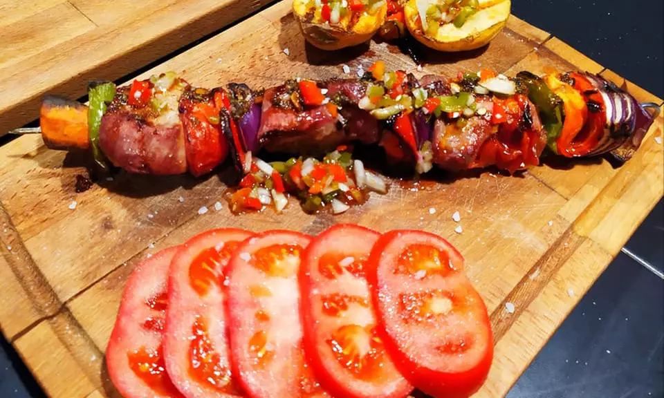 ¡Descubre el sabor del Mediterráneo! ¡Menú a elegir para 2!