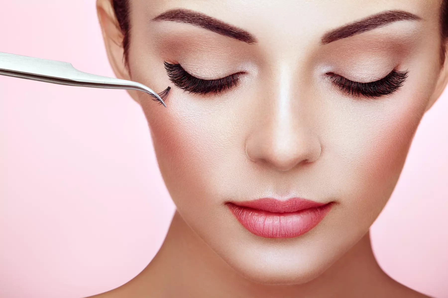 Up to 46% Off on Eyelash Extensions at the beauty company - Primary Image