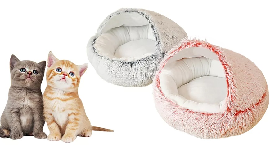 Image 1: Fluffy Warm Semi-Enclosed Pet Bed