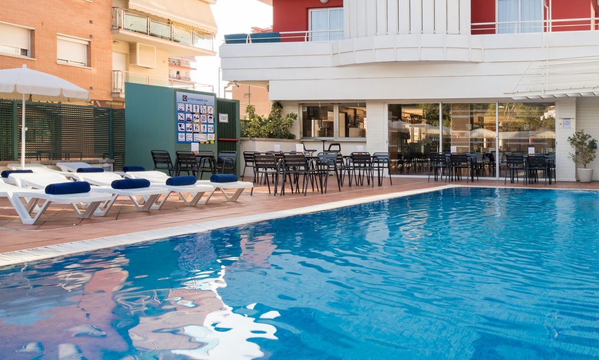 Image 3: ⛱️ ESPAGNE | Santa Susanna - Hôtel Summer Sun 3*