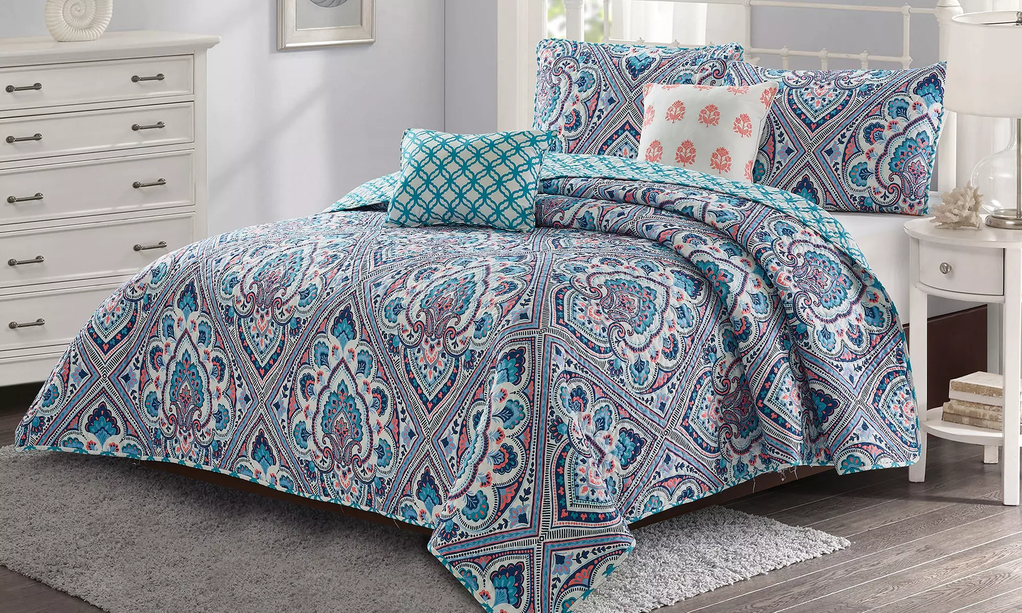 Harper Lane Bright Damask Quilt Sets (4- or 5-Piece) - Primary Image