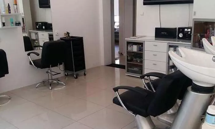 Mikrodermabrazja lub peeling kawitacyjny