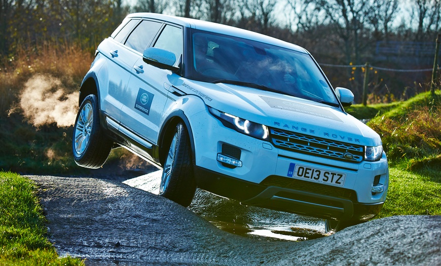 Image 3: Land Rover Manufacturing Tour