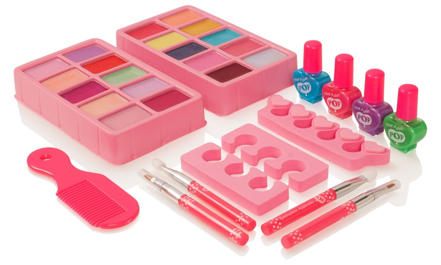 Image 6: Pop Girls Cosmetics Vanity Case