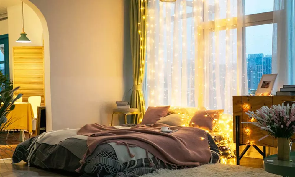 1 of 2 gordijnverlichtingen met led-lampjes