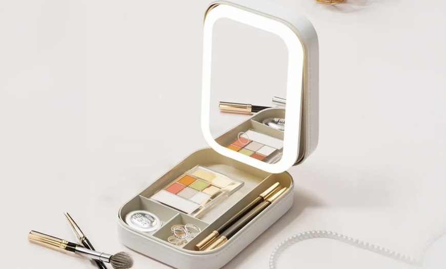 Image 8: Travel Makeup Bag with LED Mirror