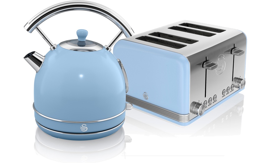 Image 11: Swan Retro Kettle and Toaster Set