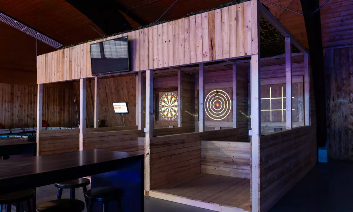 Erlebe den Adrenalinkick: 60 oder 120 Min. Axt-Werfen für bis zu 4 Personen – pure Spannung (bis zu 39% sparen) - Primary Image