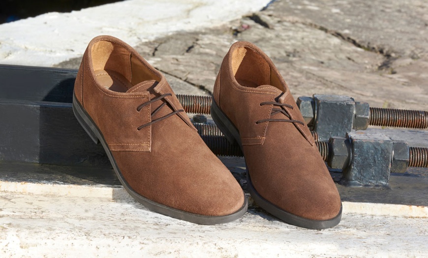 Image 9: Men's Suede Desert Shoes