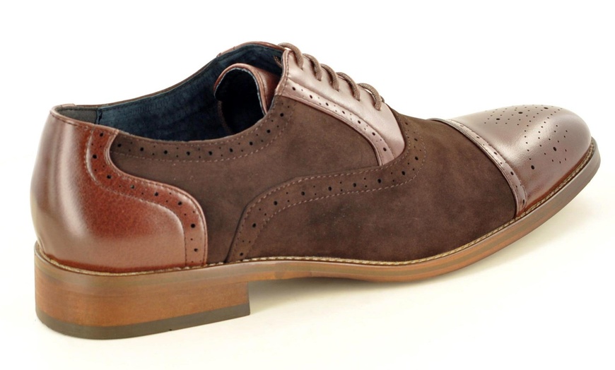 Image 27: Two-Tone Men's Brogue Shoes