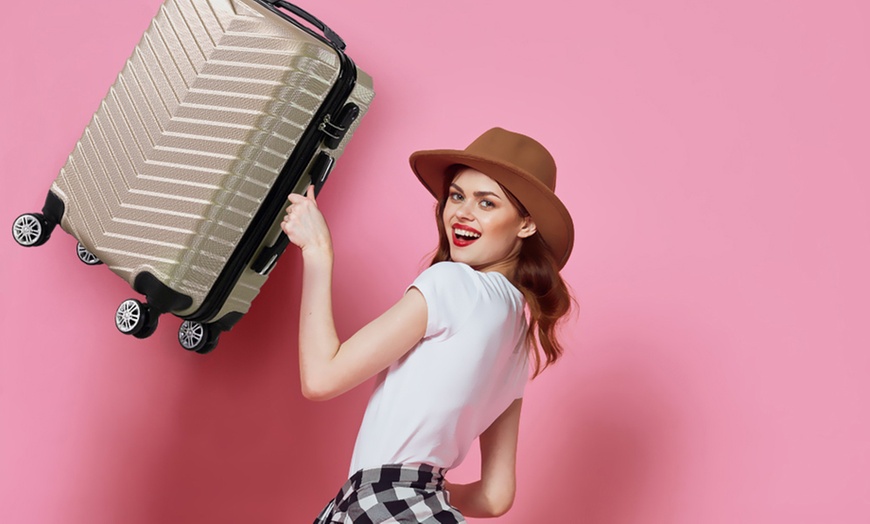 Image 10: Hardshell Lightweight Suitcase