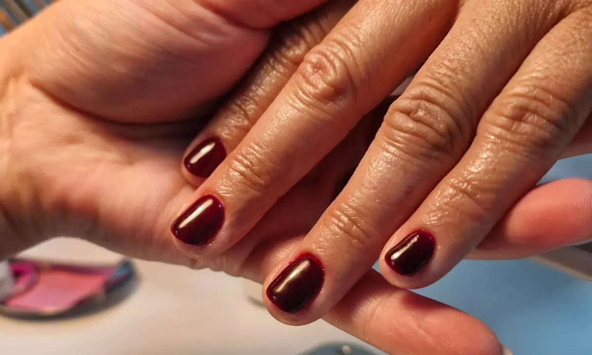 Long-Lasting Shellac or BIAB Manicure & Pedicure Sessions