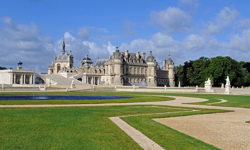 Image 10: Proche parc du Château de Chantilly : chambre confort ou King