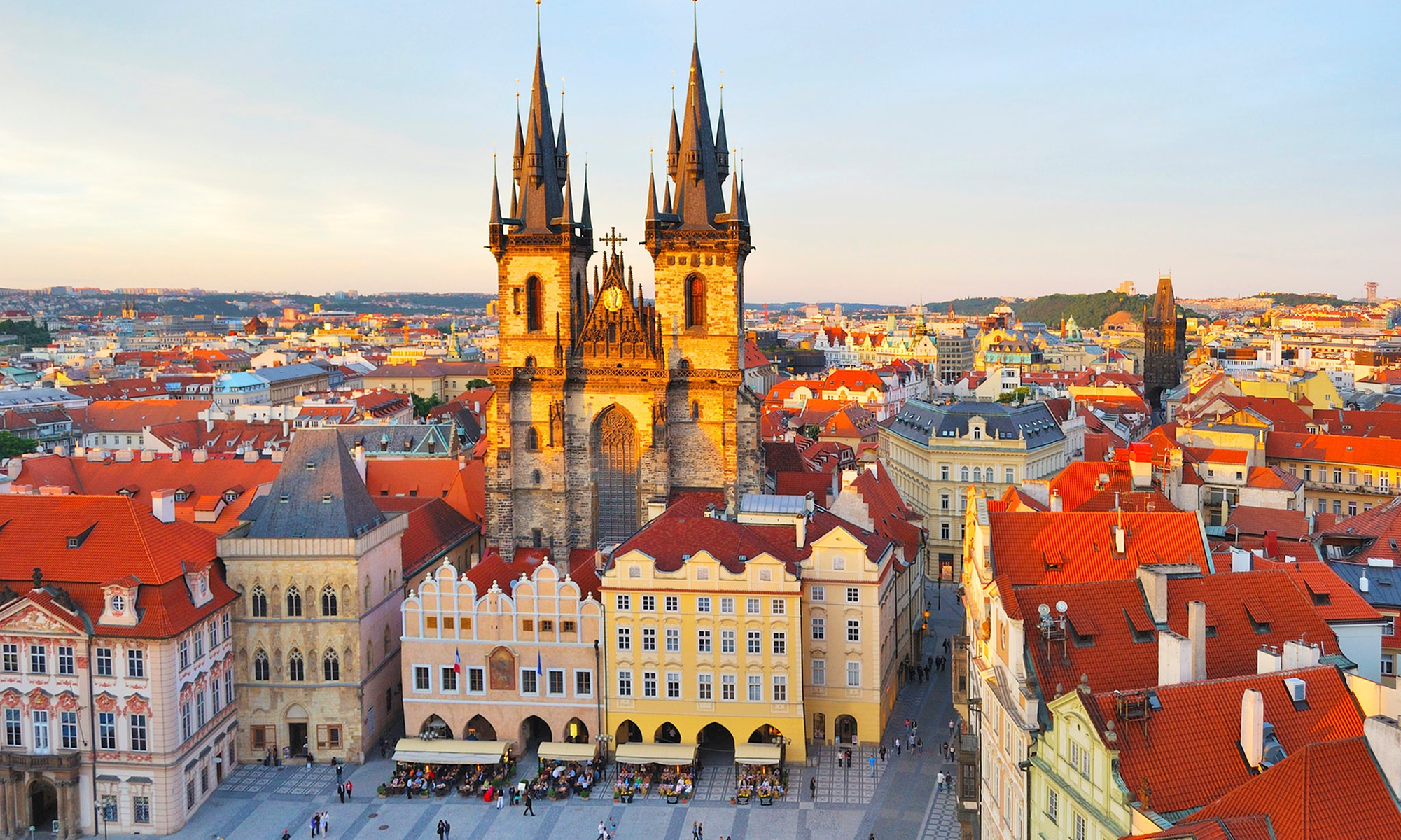 ✈ Praga 4*: Volo diretto più 2 o 3 notti in hotel